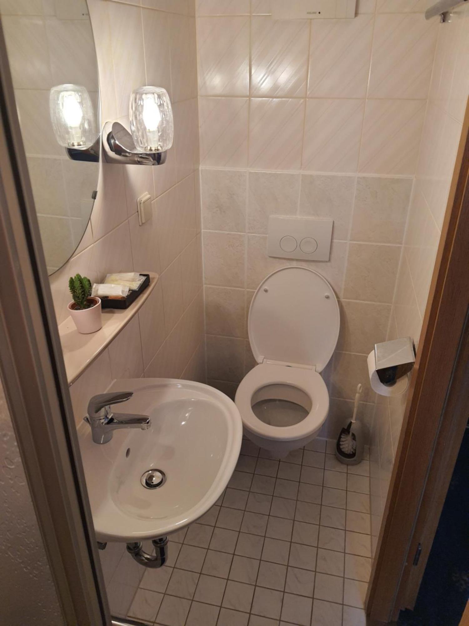 Hotel Pension Brenz Sontheim an der Brenz Zimmer foto
